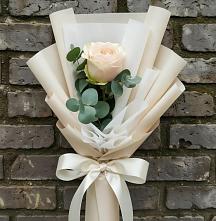 Букет цветов из:  Розы в Львовском