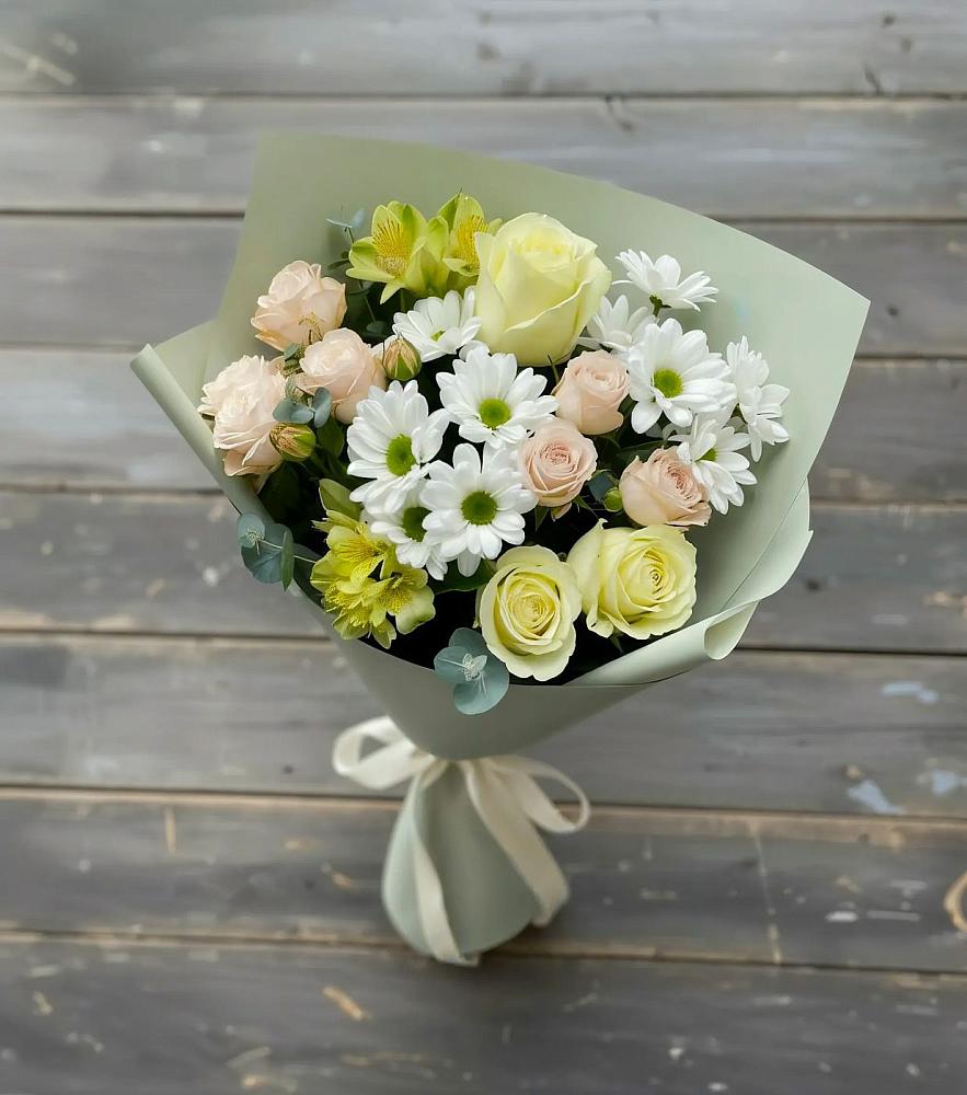 Букет цветов из: Альстромерии, Розы и Хризантемы в Львовском