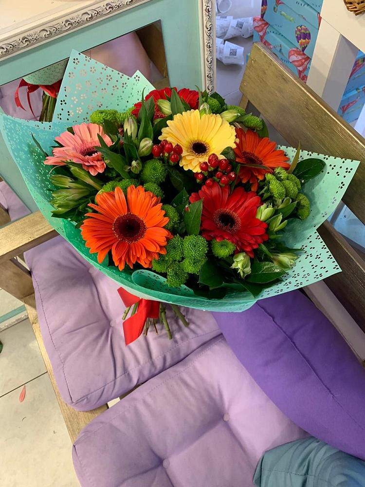 Букет цветов из: Герберы, Хризантемы и Альстромерии в Львовском