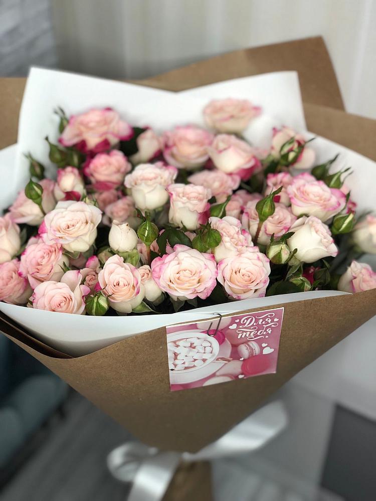 Букет цветов из: Розы в Львовском