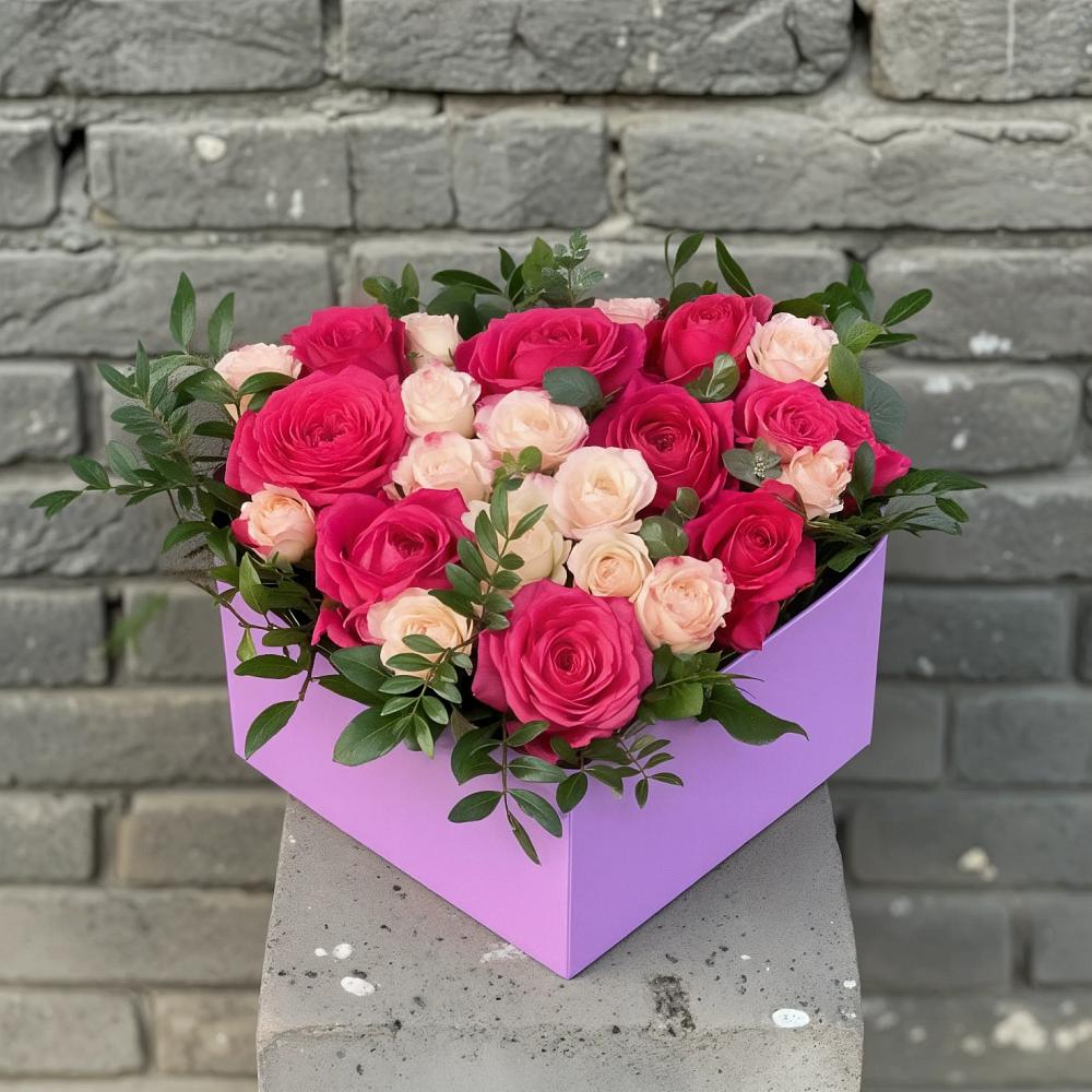 Цветочная композиция из Розы в коробке в Львовском