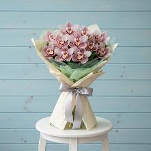 Букет цветов из:  Орхидеи и Розы в Львовском
