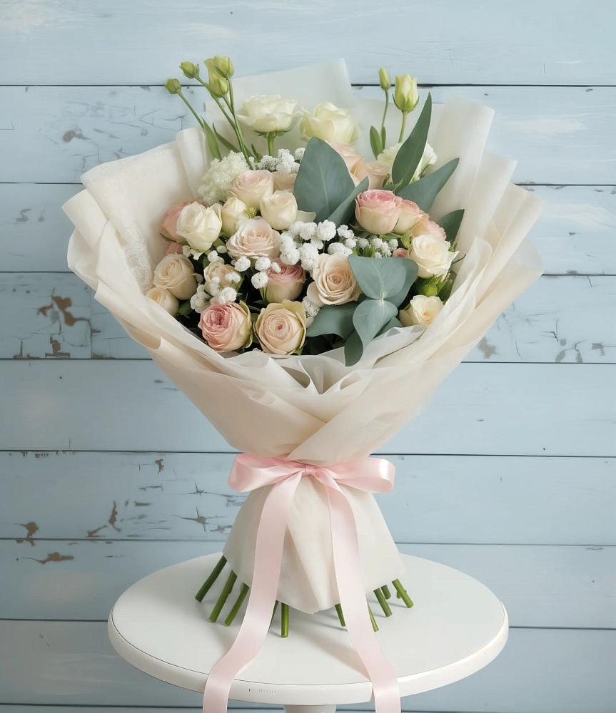 Букет цветов из: Розы и Лизиантусы в Львовском