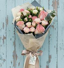 Букет цветов из:  Розы в Львовском