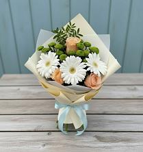 Букет цветов из:  Герберы, Розы и Хризантемы в Львовском