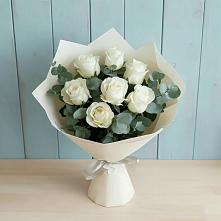 Букет Белые розы в Эвкалипте в Львовском