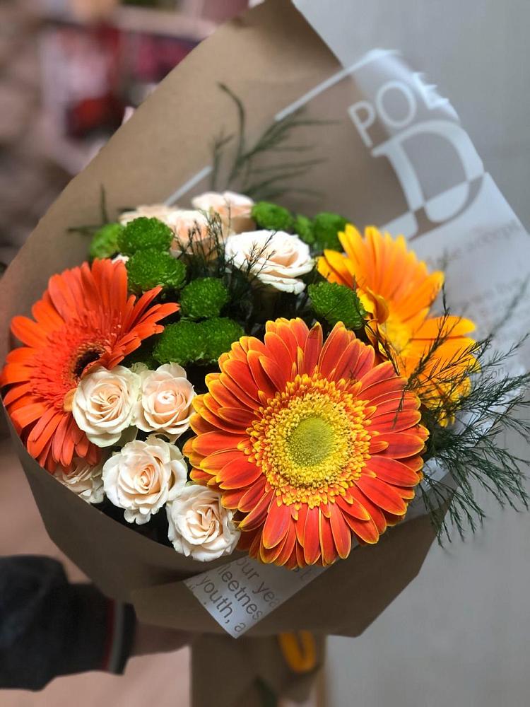 Букет цветов из: Герберы, Хризантемы и Розы в Львовском
