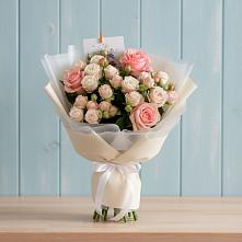 Букет цветов из:  Розы #REPLACE_PRED# Львовском