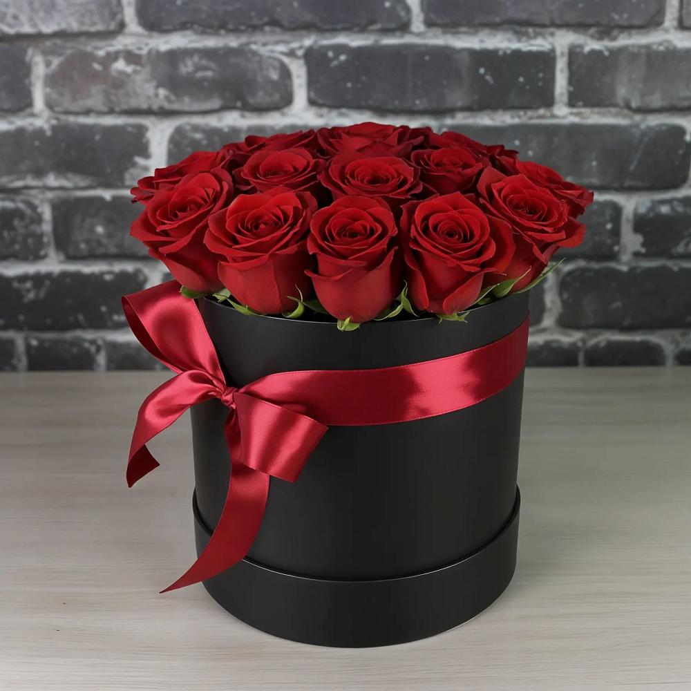 Цветочная композиция из Розы в шляпной коробке в Львовском