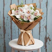Букет цветов из:  Орхидеи и Розы в Львовском