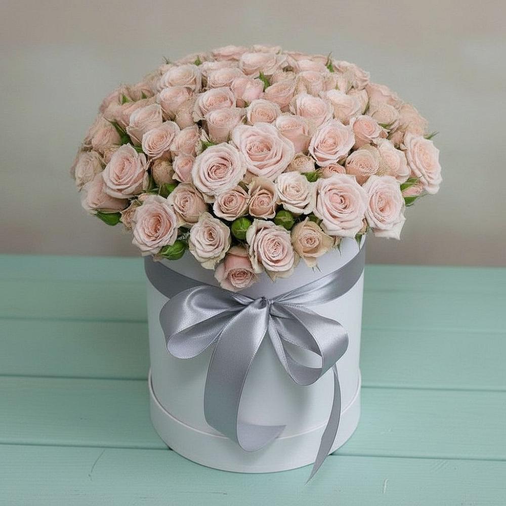 Цветочная композиция из Розы в шляпной коробке в Львовском